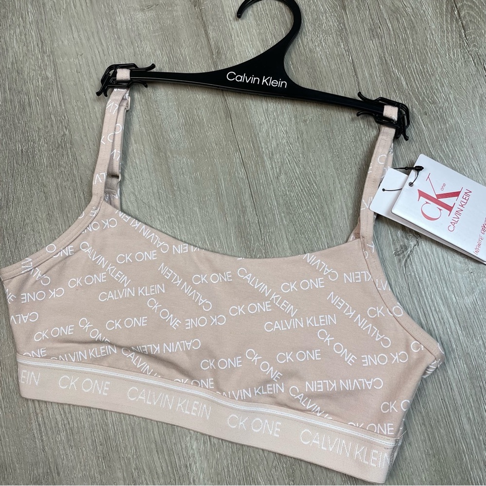 Nwt Calvin Klein Unlined Bralette - image 2
